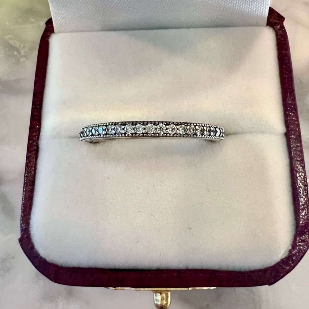 ❌SOLD❌Pandora Sparkle and Hearts CZ Eterity Ring Size 9 - Hard to find size! - Picture 4 of 16